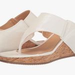 Adrienne Vittadini  Cream Wedge Sandals 8.5 Women’s Patent Leather Photo 0