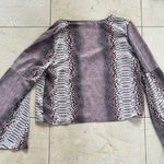 Buddy Love NWOT Snakeskin Like Pattern Bell Longsleeve Blouse Sz Medium Photo 4