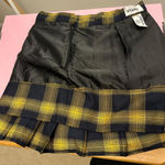 Yellow and Black Plaid Pleated Skirt Photo 6