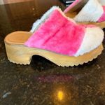 Urban Outfitters  Photo 1