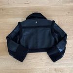 Maniere De Voir Jacket Faux Leather Plush Trim Detachable Sleeves Size US4 Black Photo 6