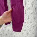 Lululemon Enlighten Tight 25”
Regal Plum Photo 5