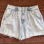 Wild Fable ACID WASH PLEATED FRONT 80s VIBE CUT OFF DENIM SHORTS Photo 0