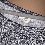 Abercrombie & Fitch Abercrombie‎ & Fitch Ditsy Floral Romper blue white size medium Photo 2