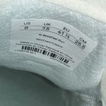 Lululemon shoes Photo 4