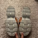 Chinese Laundry  white and brown platform sandals Sz 8.5 Photo 3