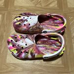 Crocs Classic Marbled Colorful Clogs Photo 2