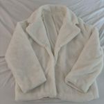 White faux fur coat Size M Photo 0