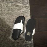 Who What Wear NWOT Flip Flop Sandals Photo 4