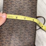 Michael Kors Womens Signature Handbag EUC Photo 8