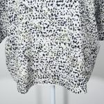 Old Navy Active White and Green Oversized Athletic Tee Size Large Sporty T-Shirt Photo 3