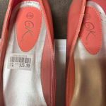 Women's It's OK Heels Size 8.5 Coral Photo 4