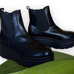 Top Moda NEW  Y2K WEDGES CHELSA BOOT SLIP ON BLACK SZ-8 Photo 0