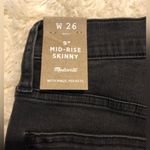 Madewell NWT 9" Mid-Rise Skinny Jeans Photo 3