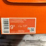 Nike Woman’s Softball White Cleats Photo 4