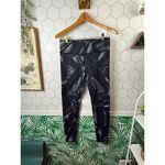 Alo Yoga  Airbrush Legging in Modernist Black - Size - Small Photo 1