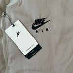 Nike NWT Air Therma-FIT Synthetic Bomber Jacket Photo 6