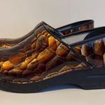 Dansko Patent Leather Clogs Embossed Brown Gold Tigers Eye Womens Shoe 39 US 8.5 Photo 1