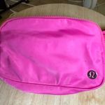 Lululemon  Everywhere Belt Bag Photo 1
