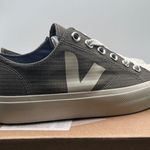 VEJA NWB  WATA II LOW RIPSTOP KAKI PIERRE size 6 women shoes Photo 0