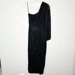 Saylor Midi Dress Alora Plissé One Shoulder SlitHem Black Metallic Size M0 Photo 2