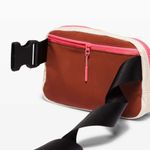 Lululemon Everywhere Belt Bag *1L Photo 8