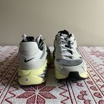 Nike Women’s Size 8 Zoom Air Fire Particle Grey Running Shoes NWOT Photo 2