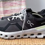 On Running Cloudrunner 2 Shadow Lima Road Running Sneakers Women’s Size 9.5 Gray Photo 3