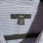 Gap  Blue + White Pin Stripe 100% Cotton Tailored Dress Shirt Women's XL Photo 2