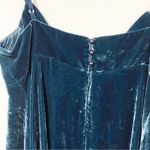 Betsey Johnson  Size 6 Green Silk Rayon Blend V Neck Crushed Velvet Mini Dress Photo 4