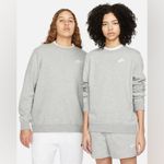Nike  Sportswear Club Fleece Crewneck Sweatshirt Photo 1