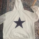 SheIn sweatshirt Photo 1