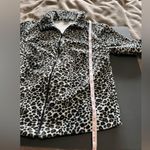 IRE Cheetah Print Full Zip Fuzzy Sweater Sweatshirt Jacket Women’s Sz M EUC Size M Photo 4