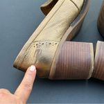 Hush Puppies Gold Women's Loafers Shoes 8.5 Photo 5