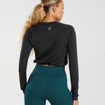 Gymshark Sweat Seamless Long Sleeve Crop Top Photo 1