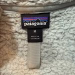 Patagonia  Women's Cozy Gray Sherpa Pullover Size Medium Photo 4