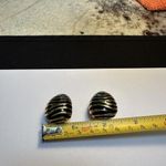 Joan Rivers Signed Gold Tone Black Enamel Clip-on Clip On Earrings Zebra Stripe Photo 3