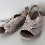 Bzees  Beige and Gray Women's Sandals Photo 0