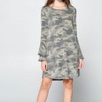 ‎Ruffled Bell Sleeve Camo Dress Green Photo 5
