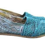 Toms Shoes Women 6.5 Blue Ivory Dip Dyed Ombre Crochet Baltic Slip On Flats Photo 11