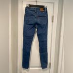 Levi's Levi’s 720 Premium Size 26 High Rise Super Skinny Medium Wash Cotton Denim Jeans Photo 4