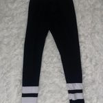 Pretty Little Thing Athletic Leggings  Photo 0
