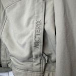 Arcteryx Women's Softshell Jacket Light Khaki Full Zip Outdoorsy Casual Size S Tan Photo 1