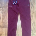 FIGS XXS petite Burgundy  pants Photo 1