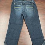 Signature Studio Contemporary Style Denim Capris Size 8 Photo 1