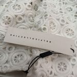 Delfi Collective Sleeveless V Photo 8