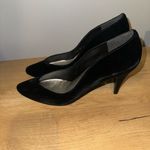 Stuart Weitzman Elegant Princess‎ Pumps 7.5 M Black Suede Heels Shoes Photo 1