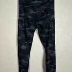 Athleta CAMO 7/8 TIGHT Black and Grey Size Small Photo 7
