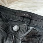 joe's jeans Joe’s jeans 28 skinny visionnaire jeans in coated black. Photo 3