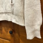 American Eagle  Cream Ribbed Knit Hooded Sweater - Size Medium Photo 6